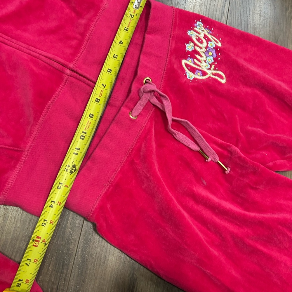 Juicy Couture Pink Velour Set - Picture 4 of 8